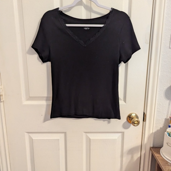 ✨3/$15✨ No Boundaries Women's Top - Picture 3 of 11